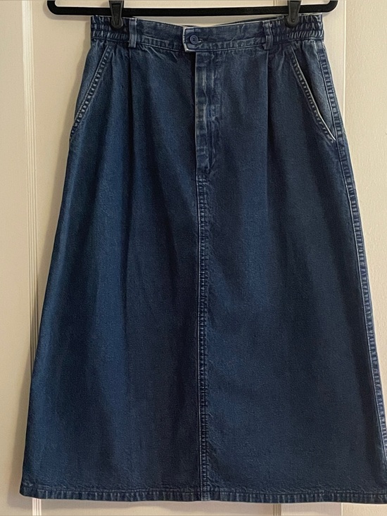 L.L. Bean Dresses & Skirts - VTG LL Bean Pathfinder denim midi skirt, size 12